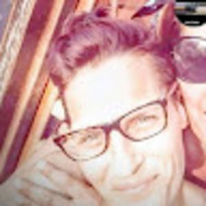 Meet your Posher, Suzanne